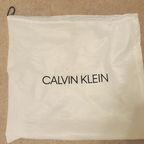 Make an Offer/ NWT Calvin Klein red/brown Purse - Picture 5 of 5